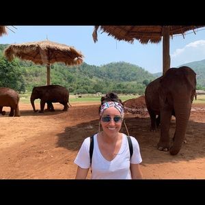 Meet your Posher, Molly